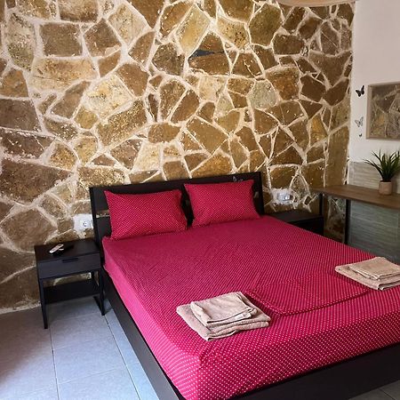 Artemis Apartment Near Athens Airport Eksteriør bilde